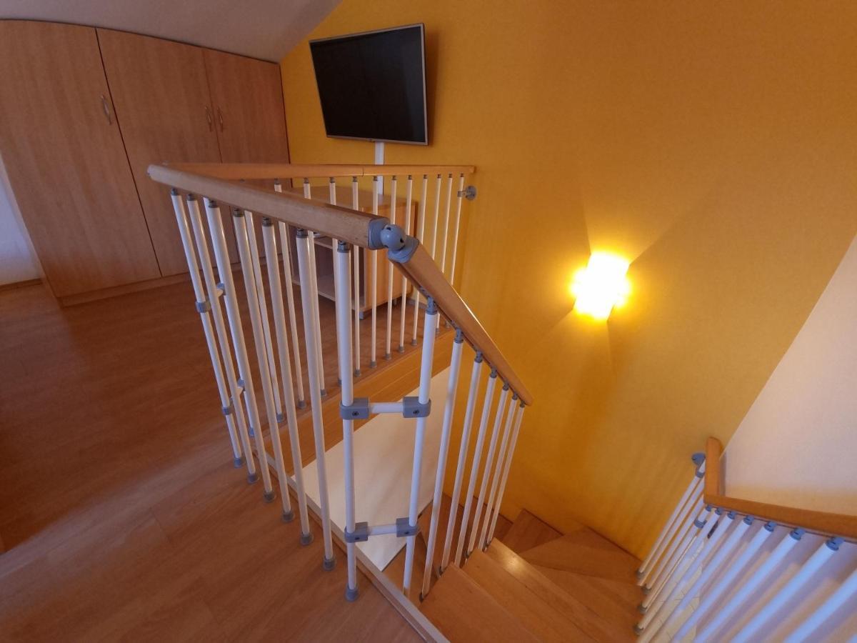 Apartments Kay バスカ エクステリア 写真
